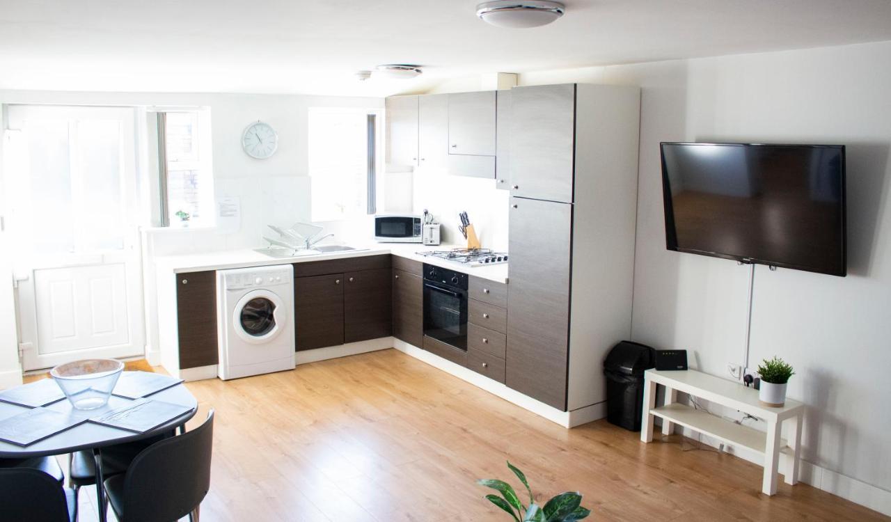 Large Ground Floor Pet Friendly 2 Bedroom Apartment With Free Parking Loughborough Exterior foto